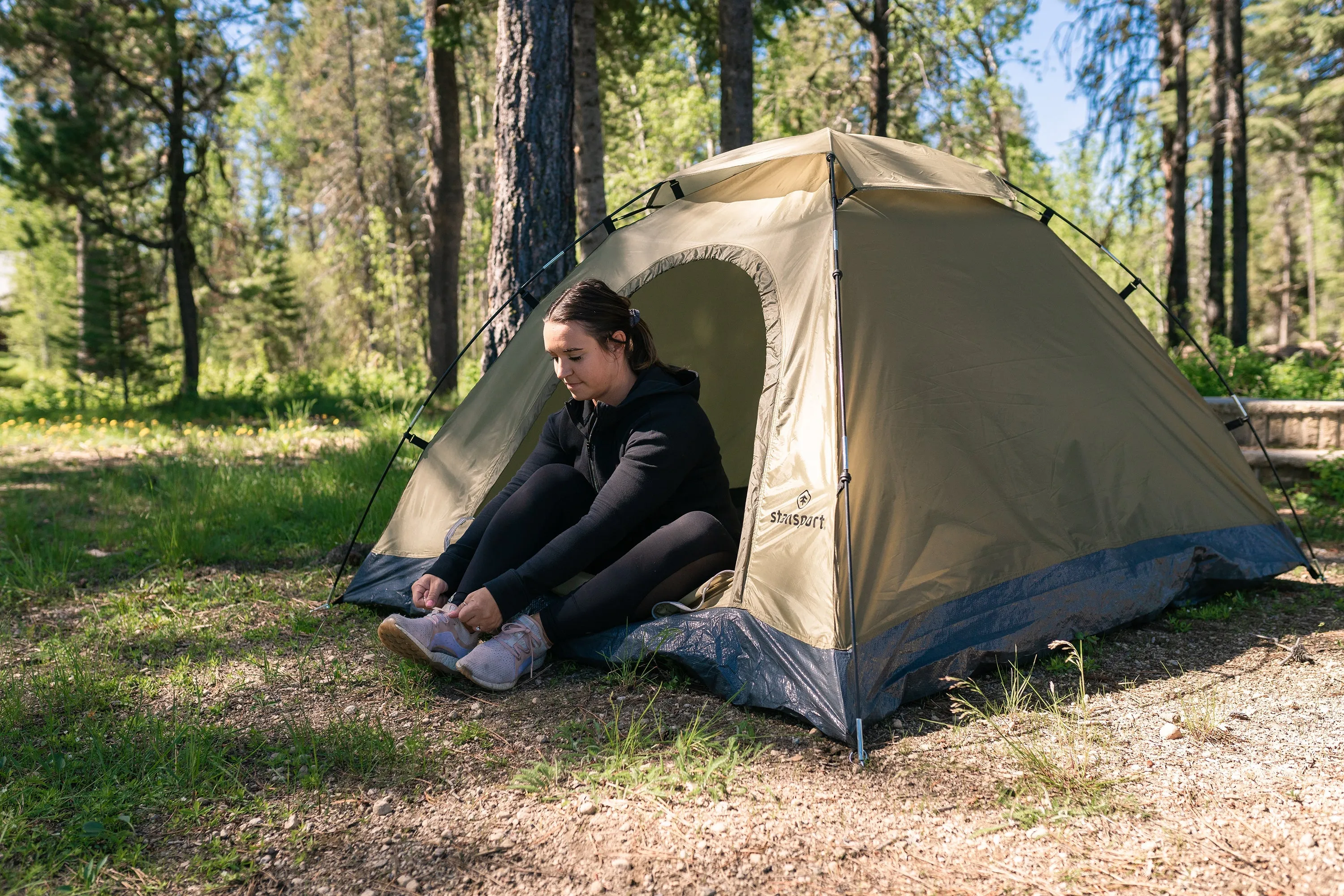 Buddy Hunter Tent - 5 Ft 6 In X 6 Ft 6 In X 43 In -