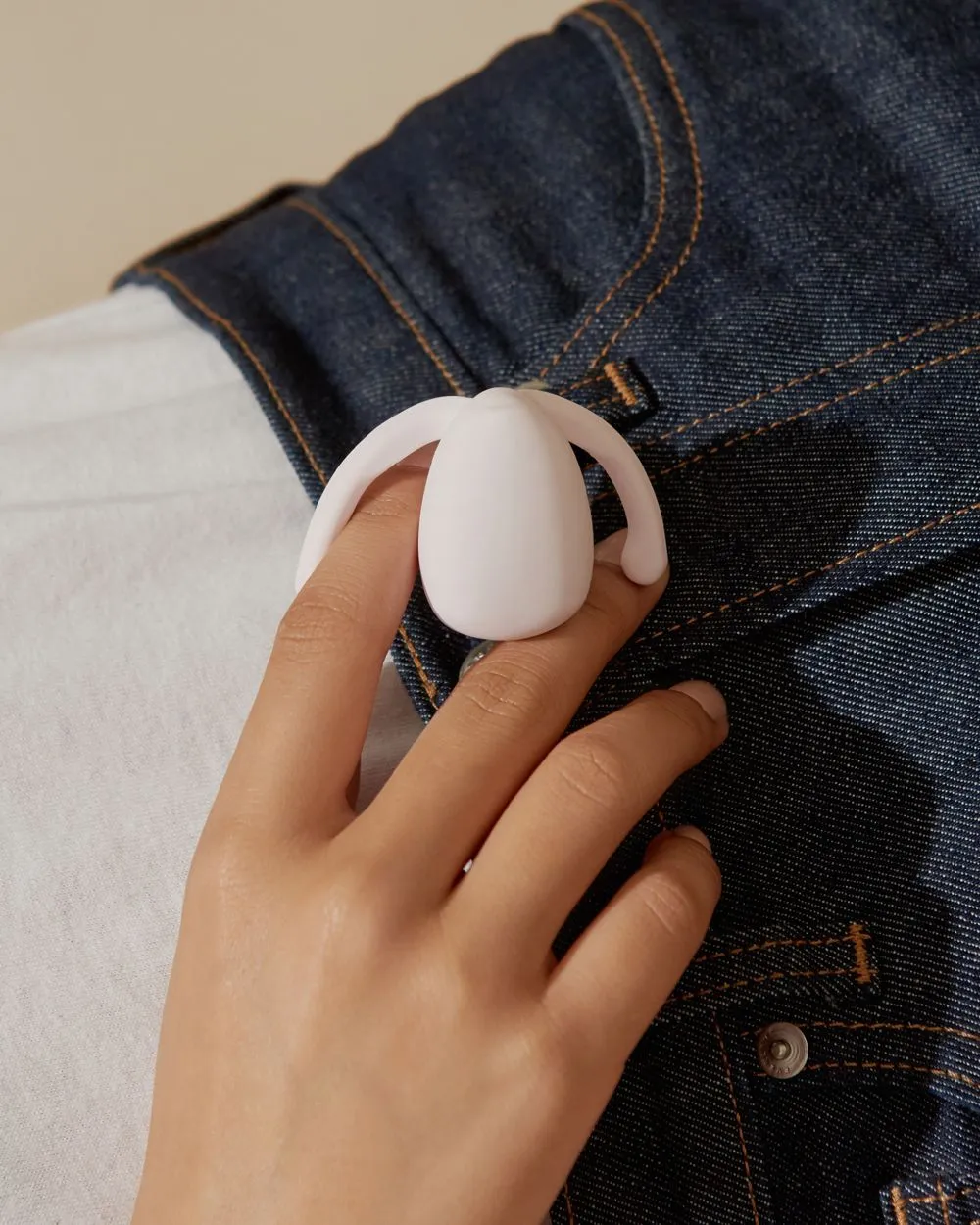 Eva II Hands Free Vibrator